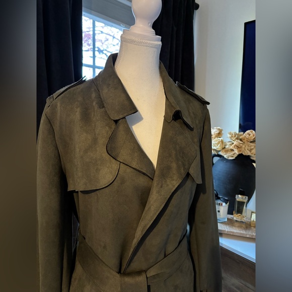 NWOT!! Philosophy Faux Suede Dark Green Women's Trench Coat - Picture 4 of 9